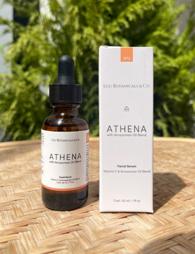Protector bloqueador solar natural  con color Proteos y serum facial de vitamina C Athena con sacha inchi aguaje y moringa