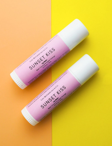 Balsamo natural para humectar labios secos rosado con betarraga  mantequilla de cacao coco y naranja dulce